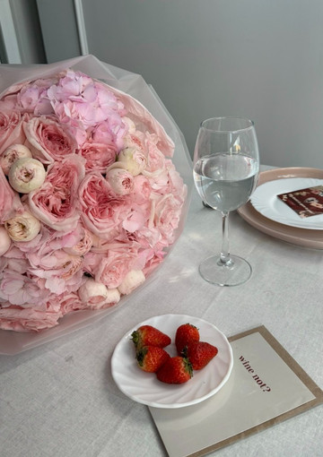 Букет цветов «ice cream pink» — купить с доставкой